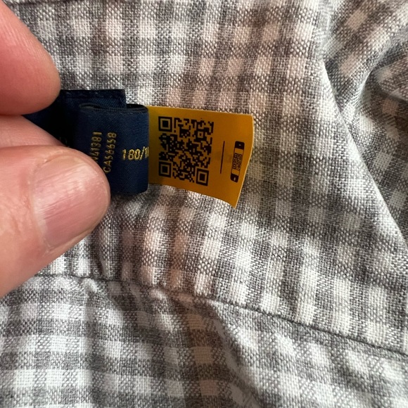 Ralph Lauren Classic Fit button down checkered shirt. - Picture 4 of 6